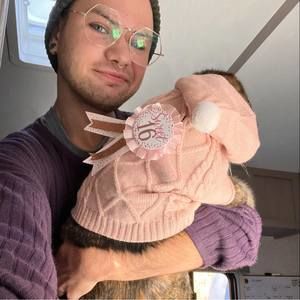 Meet your Posher, Skyler